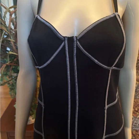 14 MODA International Black Dress Bodycon Fitted Outfit - Picture 4 of 8